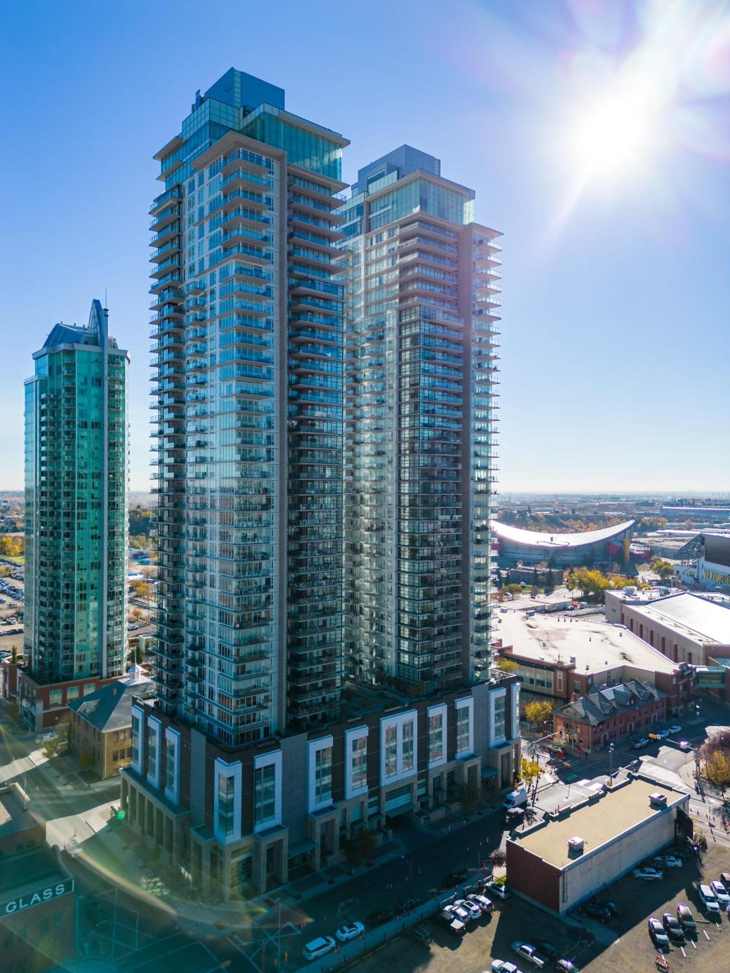 Stunning 34Th Floor Views, Prime Downtown Location - Near Stampede, Casino, Bars! Free Banff Pass, Parking, Wine! Villa YYC Eksteriør billede
